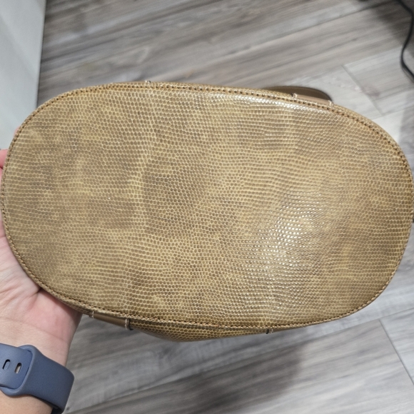 Lancel Elsa Sellier Brown/tan Leather Drawstring Bucket Handbag - Picture 16 of 16